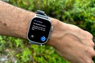 Apple Watch Ultra 2 front message
