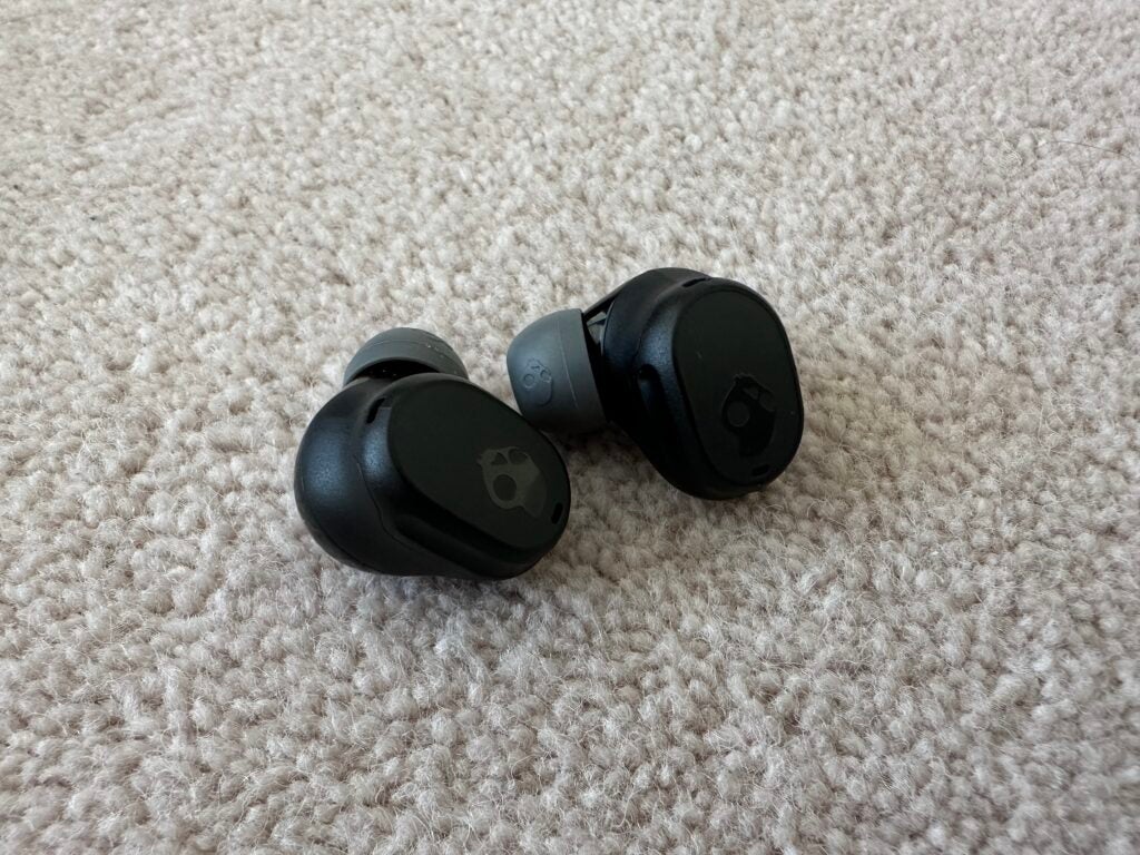 Skullcandy Mod earphones