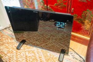 Devola Smart WiFi Platinum 1.5kW Glass Panel Heater hero