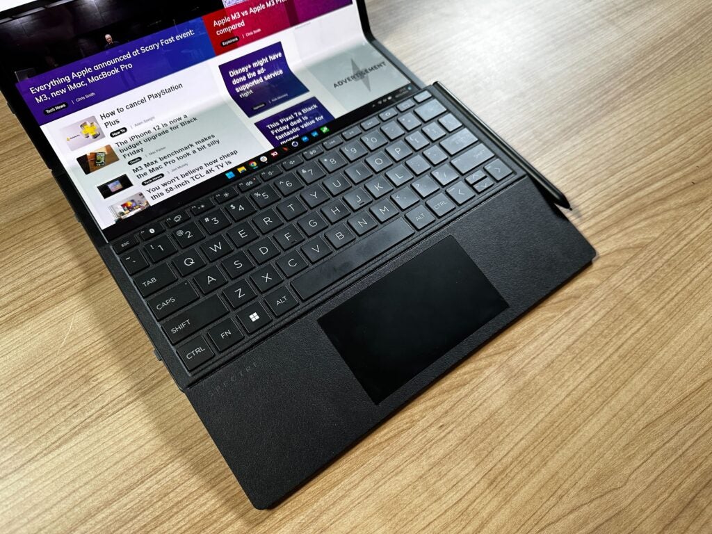 HP Spectre Fold keyboard and trackpad