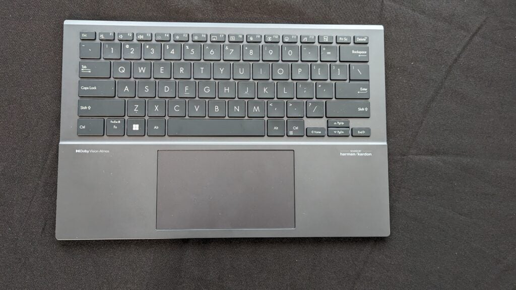 Asus ZenBook Duo (2024) keyboard