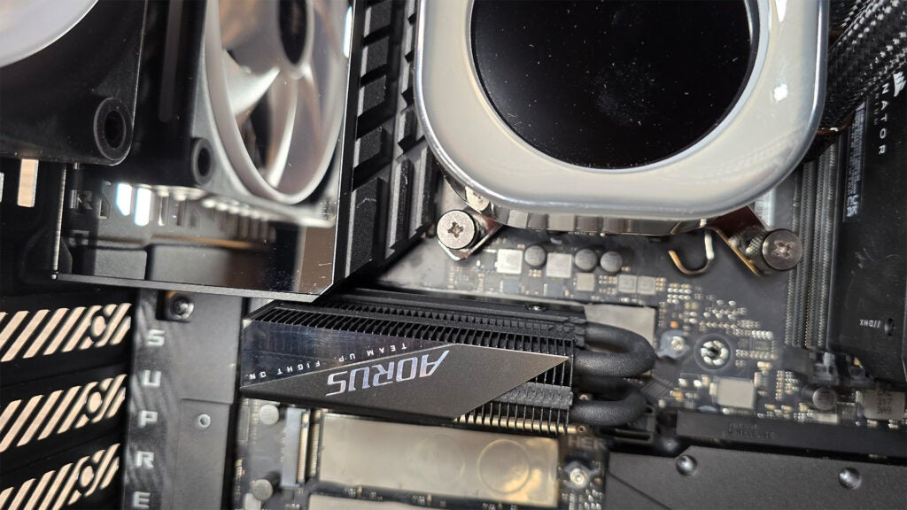 Gigabyte Aorus 12000 M.2 PCIe 5.0 SSD in a gaming PC