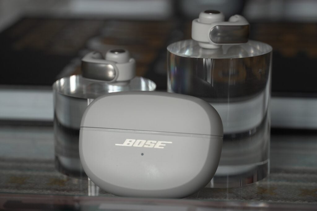 Bose Ultra Open Earbuds charging case