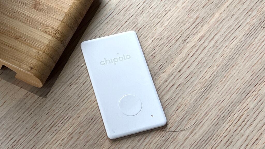 Chipolo Card on a desk