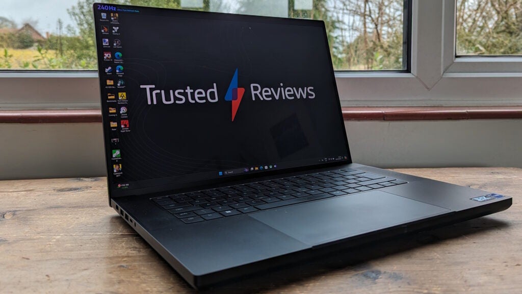 Razer Blade 16 (2024) with Trusted Reviews wallpaper